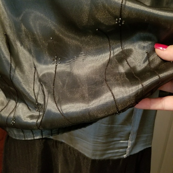 Sleeveless Floor length evening dress - Picture 3 of 6